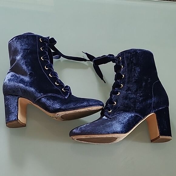 Polly Plume Crushed Blue Velvet and Leather Boots - Picture 10 of 12